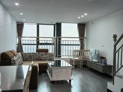 长沙岳麓枫林二路复式公寓，2层，精装，2房2厅带厨卫，出租出租房源真实图片
