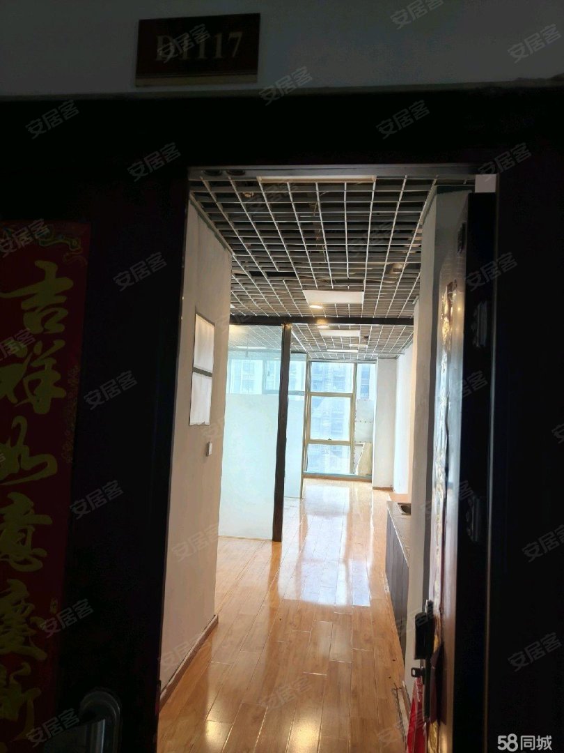 利港银河广场 1室0厅1卫