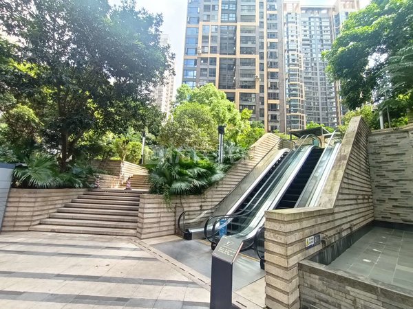 南宁青秀东葛路联发臻品东葛路 民族广场边上 环境好小区 高层三房