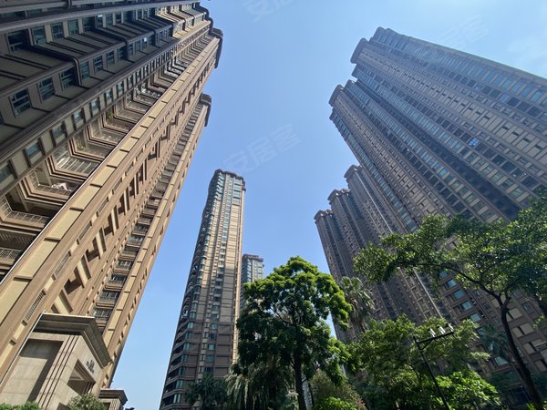 广州番禺广州雅居乐雅居乐剑桥郡剑桥汇剑桥汇252方豪装5房 家私齐全