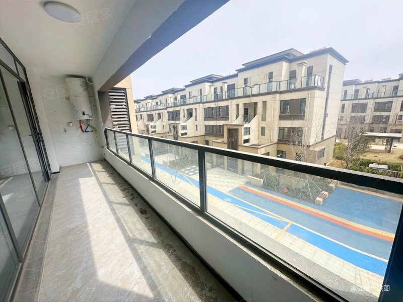 山钢悦和山海精装修11万送车位电梯洋房随时看房