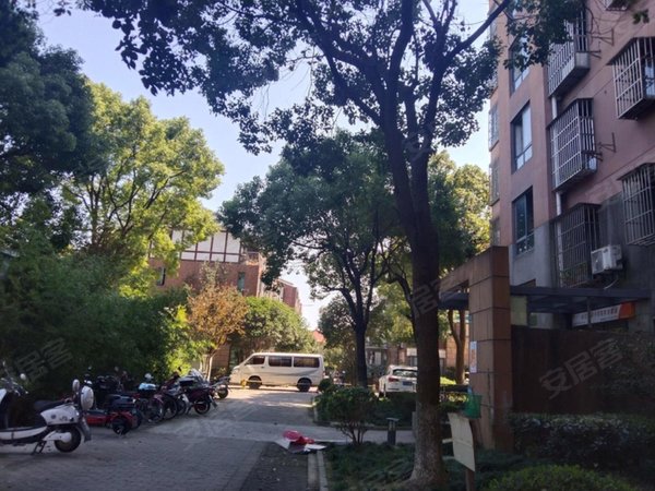 上海松江新桥东渡海派青城(公寓住宅)新镇街 一室一厅精装全配 拎包