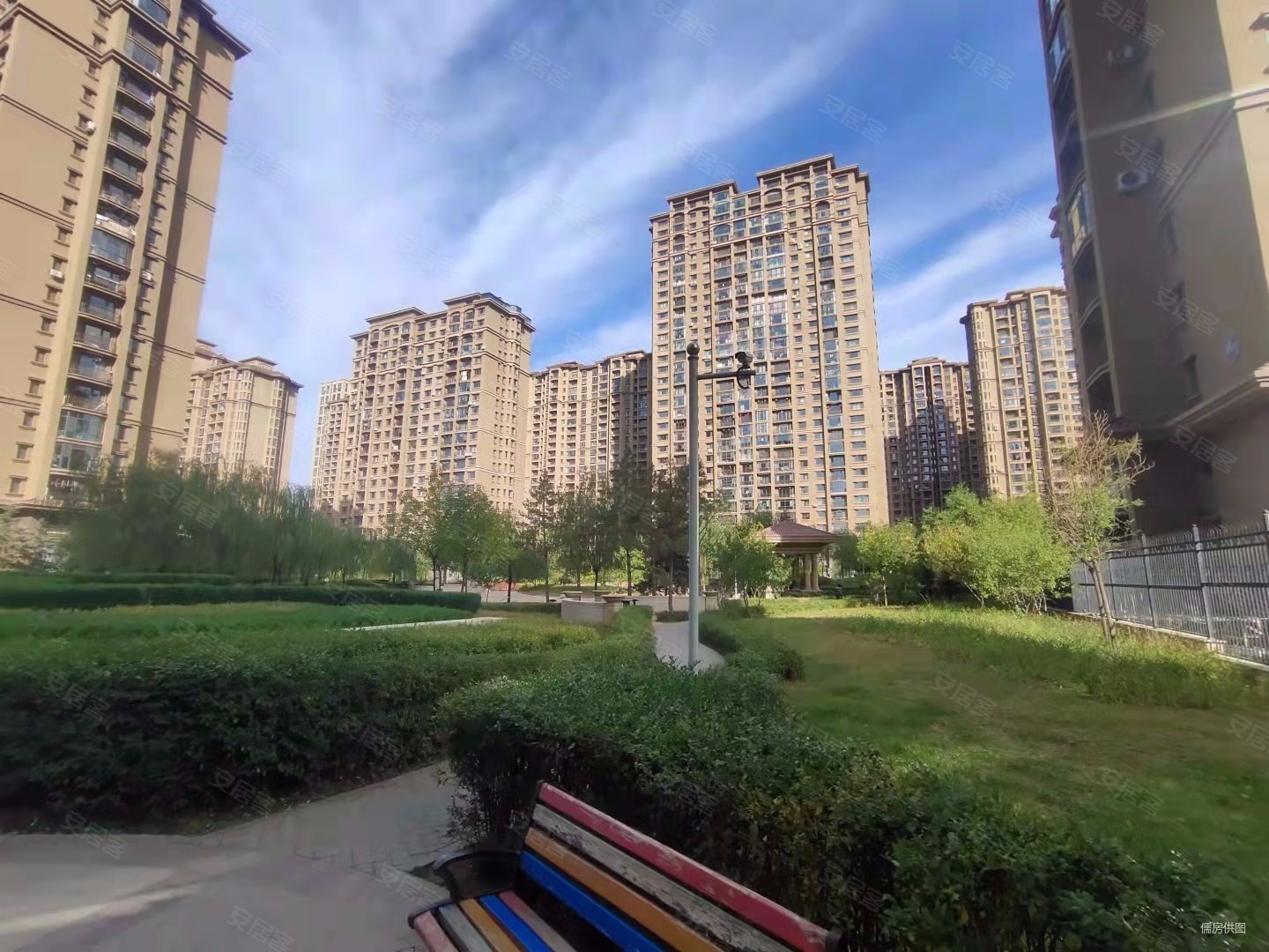 秋实璟峯汇3室2厅2卫149.19㎡南北185万