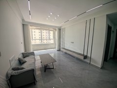 商丘睢阳华夏游乐园首租 南部新城 两室精装 全新家具家电 市立医院附近 密码锁出租房源真实图片