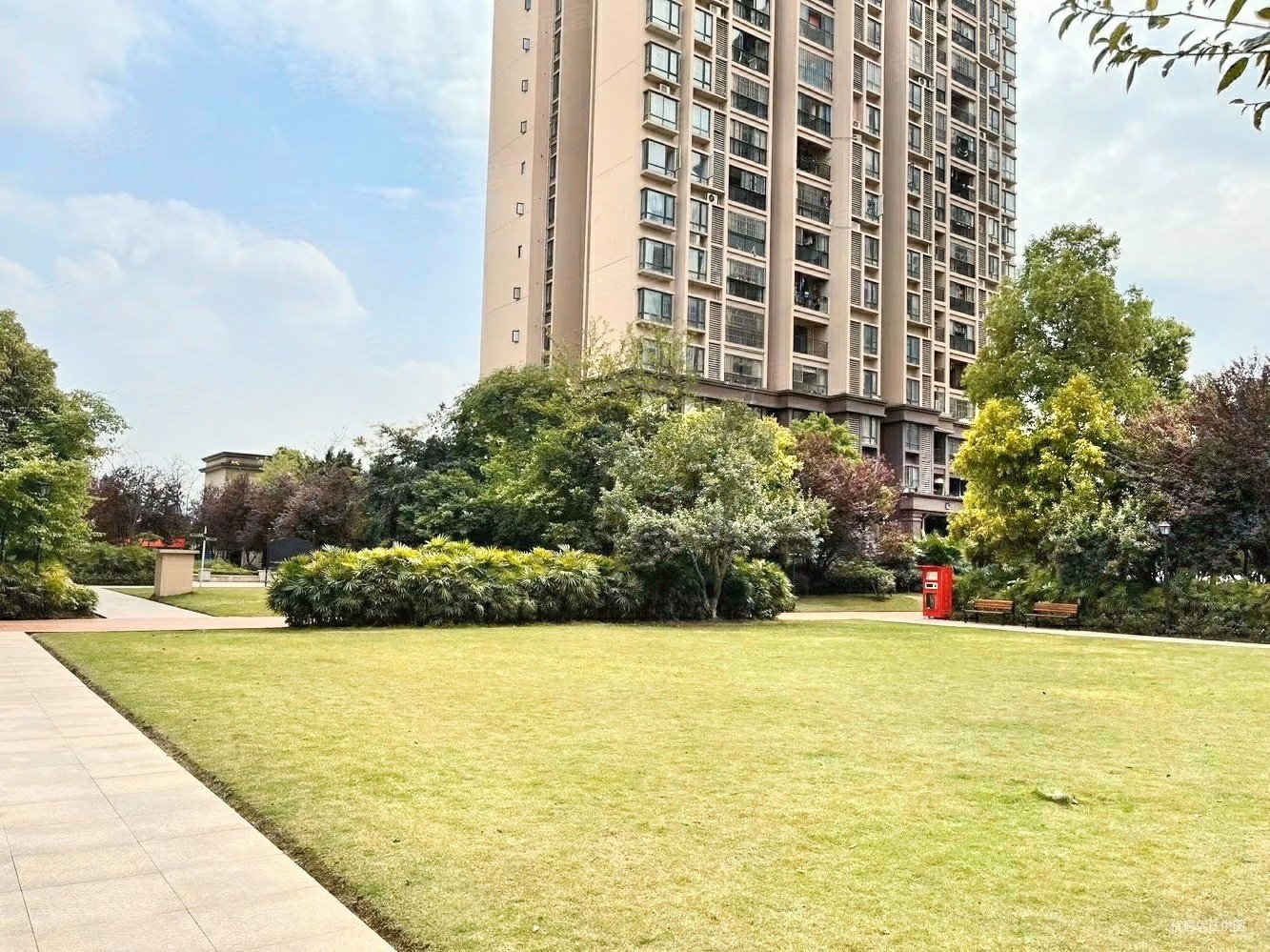 银翔城豪庭精装修 三居室 朝小区 住家安静 楼下超市,盛世豪庭(合川)