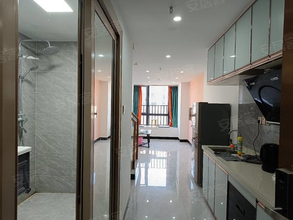 肇庆端州新东敏捷城二七期(公寓住宅)敏捷城复式公寓 精装1500元  包