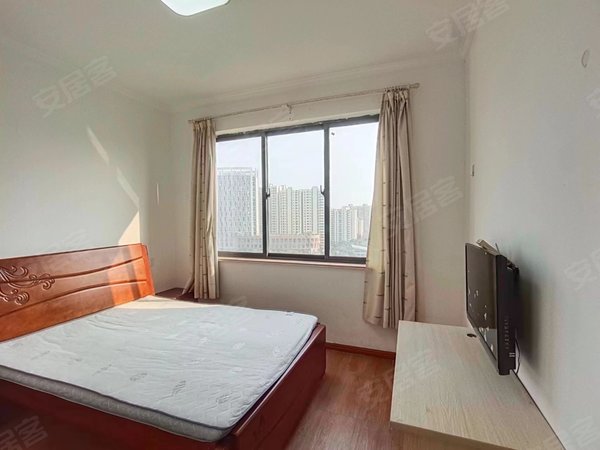 苏州常熟东南开发区凯悦金领公寓凯悦金领公寓 精装2房 实拍实图 家具