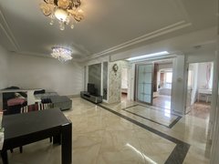 龙口东城区兰兴路松隽阳光城,出门明德,电梯中层,三室两卫,家电家具全乎出租房源真实图片