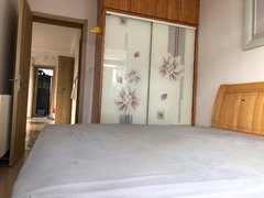 东李新苑 2室1厅1卫