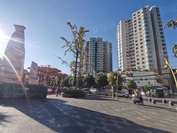 关上 银海尚御 精装2室2厅 1800 采光通透 随时看房,官渡租房-昆明58