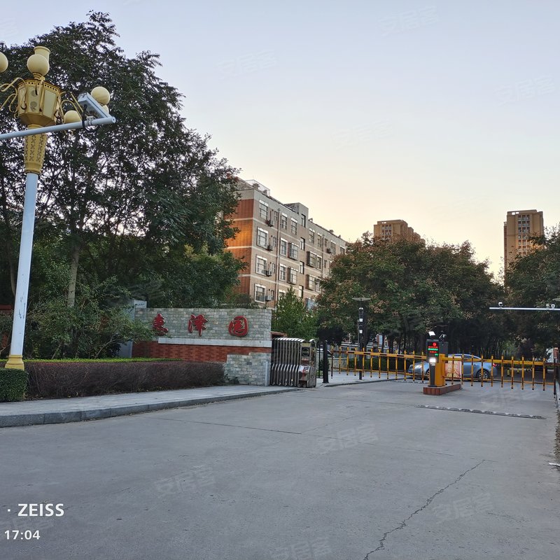 聂彩霞 2021-10-18   :  :   惠泽园小区居民素质很高,租户很少 小区