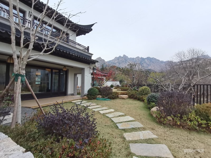 (现房苏派别墅)江南园林景观 市政集中供暖徽派大产权送车位,东方小镇