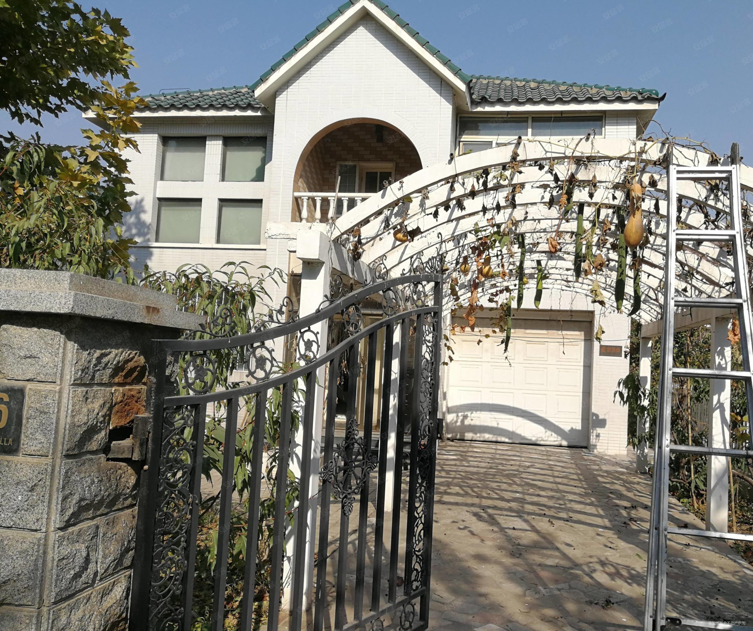 可租可售,西山花园别墅小区二手房,650万,5室2厅,3卫,219平米-石家庄
