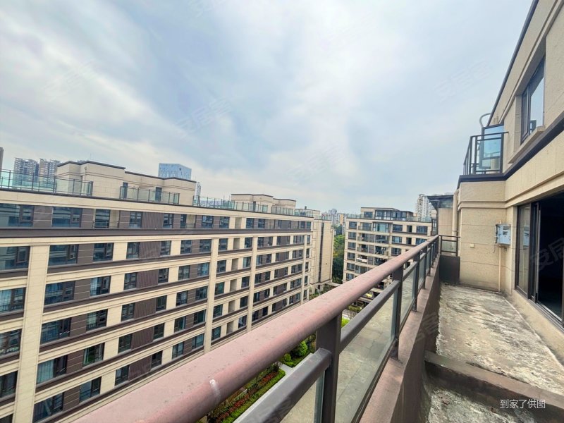 (轻轨 300米骨折急售)带超大屋顶花园 视野无遮挡,融信海月平湖(一期)