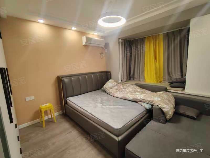 御水景城3室2厅2卫128㎡南北79.8万