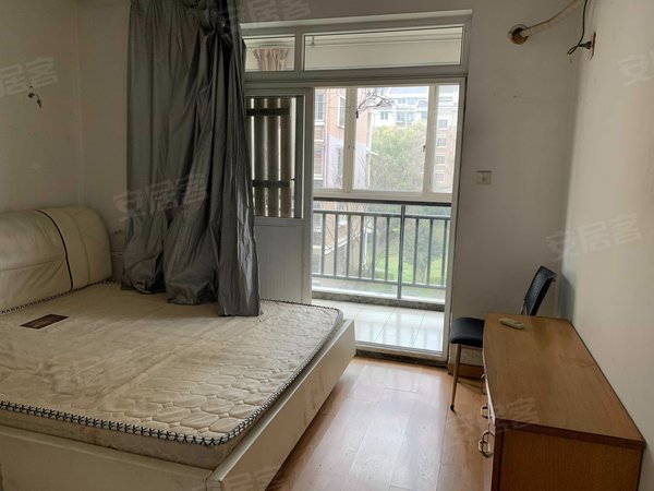 杭州上城三里亭三里新城兰苑闸弄口地铁 三里新城兰苑 标准两房 东边