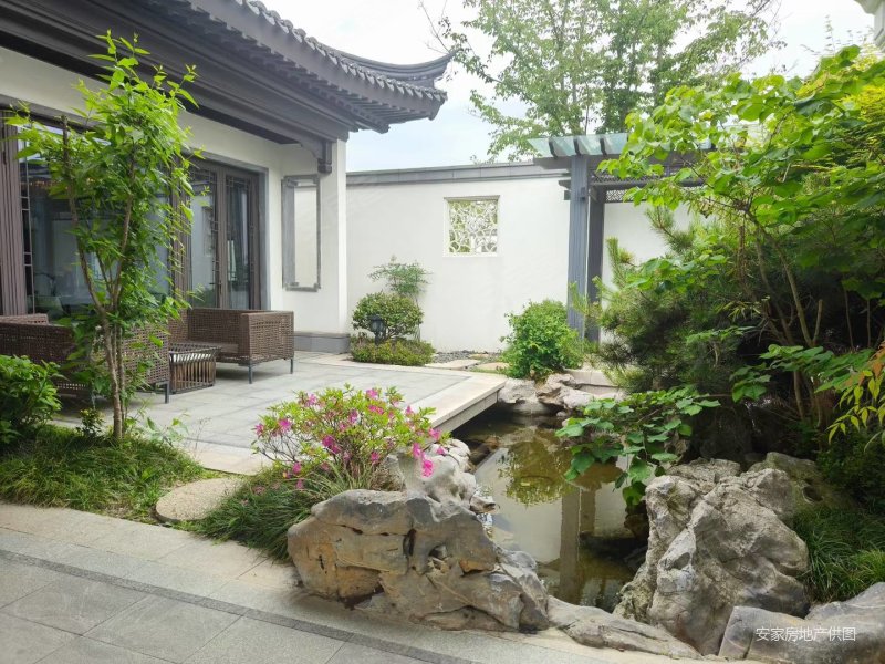 威海70年产权 合院90平带90花园,多套户型190万带车位