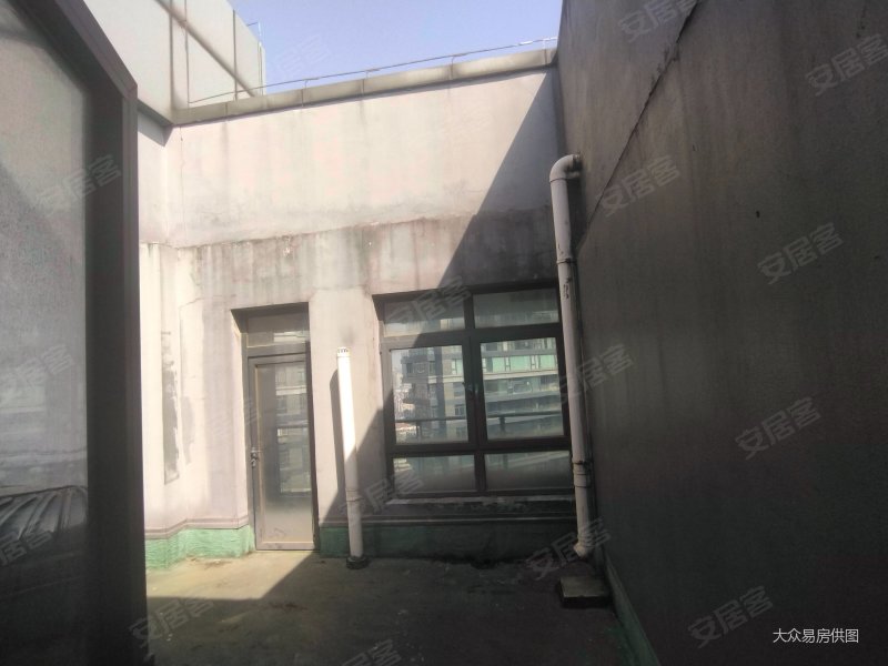 单价1.45w世贸顶复带带平台户型方正南北通透,世贸公馆二手房,510万,5