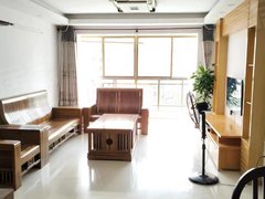 来宾兴宾兴宾城区金穗小区，1300一个月。出租房源真实图片