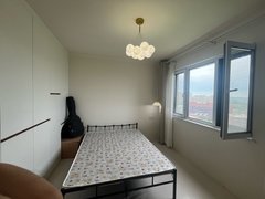 青岛城阳高新区碧桂园翡翠城 3室2厅2卫出租房源真实图片