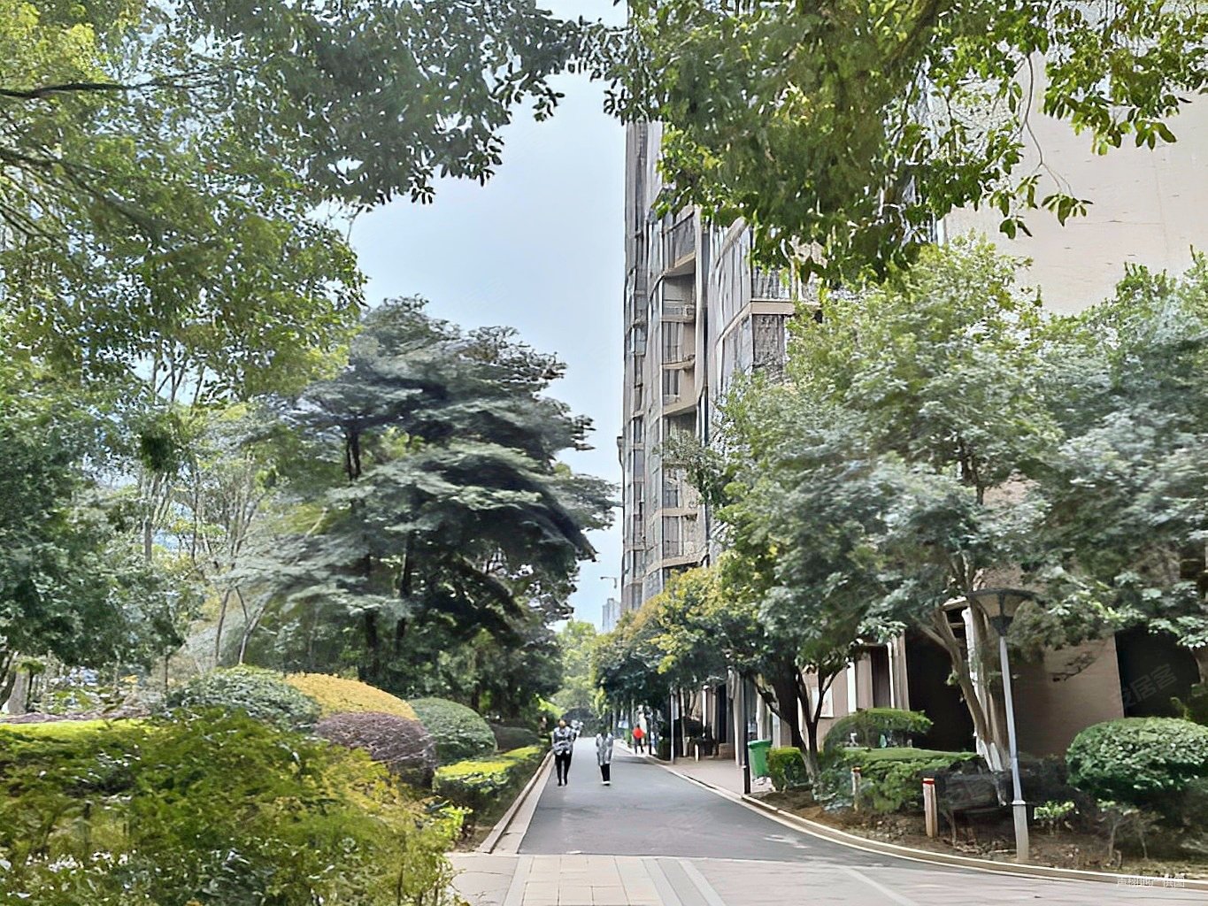 芙蓉区银港水晶城精装四房125平从未入住南北通透地铁口