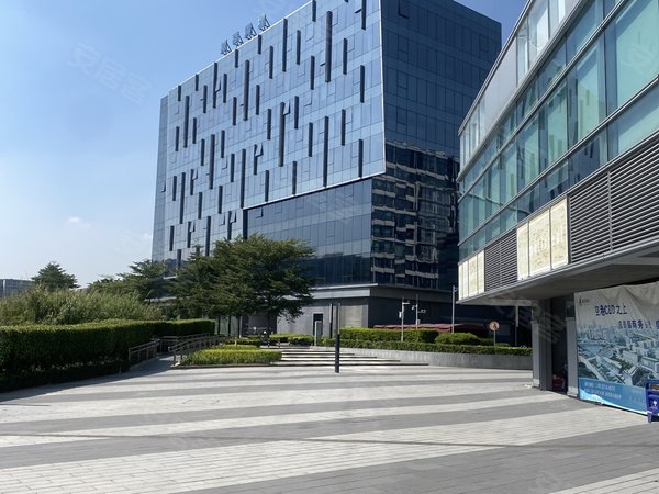 广州花都镜湖大道嘉华广场地铁临街公寓  精装修出租房源真实图片