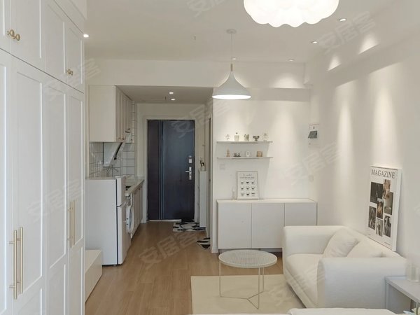 清远英德英德城区臻景明湖公馆臻景明湖公馆 1室 南北通透 电梯房 48