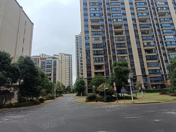 【多图】碧桂园印象花溪,花溪公园租房,印象花溪精装修带地暖 家具