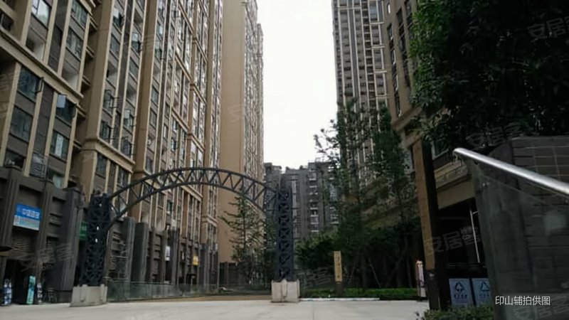 检漏29w 三圣乡盐道街 精装小套二 免个税包过户 法拍房,合能锦城二手