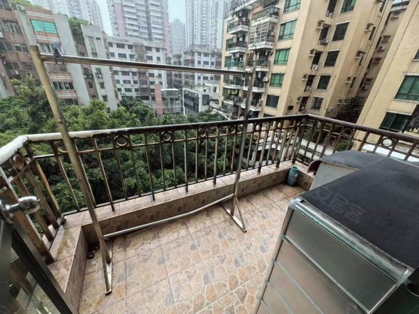 【多图】海印南苑,滨江东租房,海印南苑 精装三房四床 家具电齐全