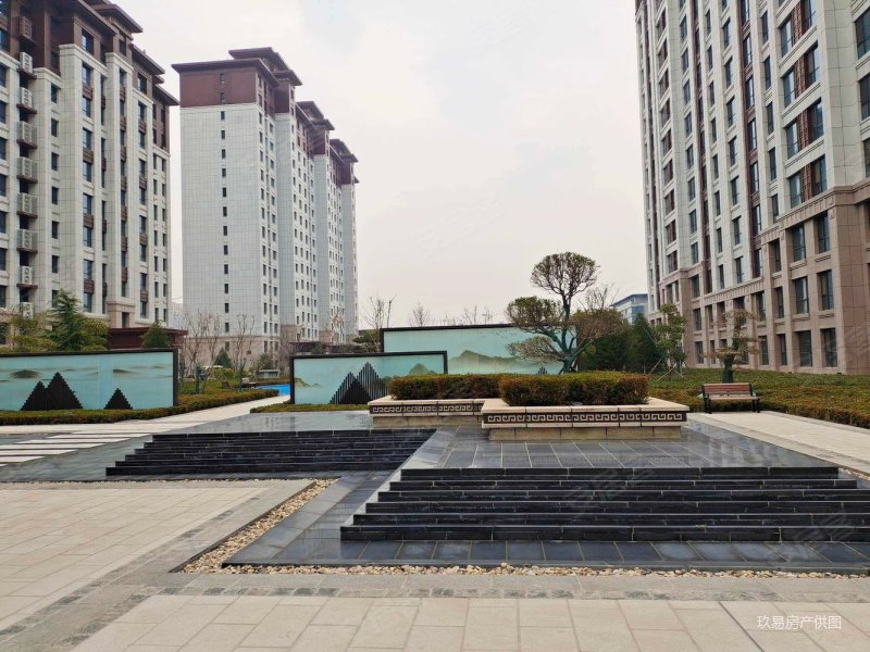民泰龙泰贵府南区(10-30号)二手房,550万,4室2厅,2卫,220平米-淄博