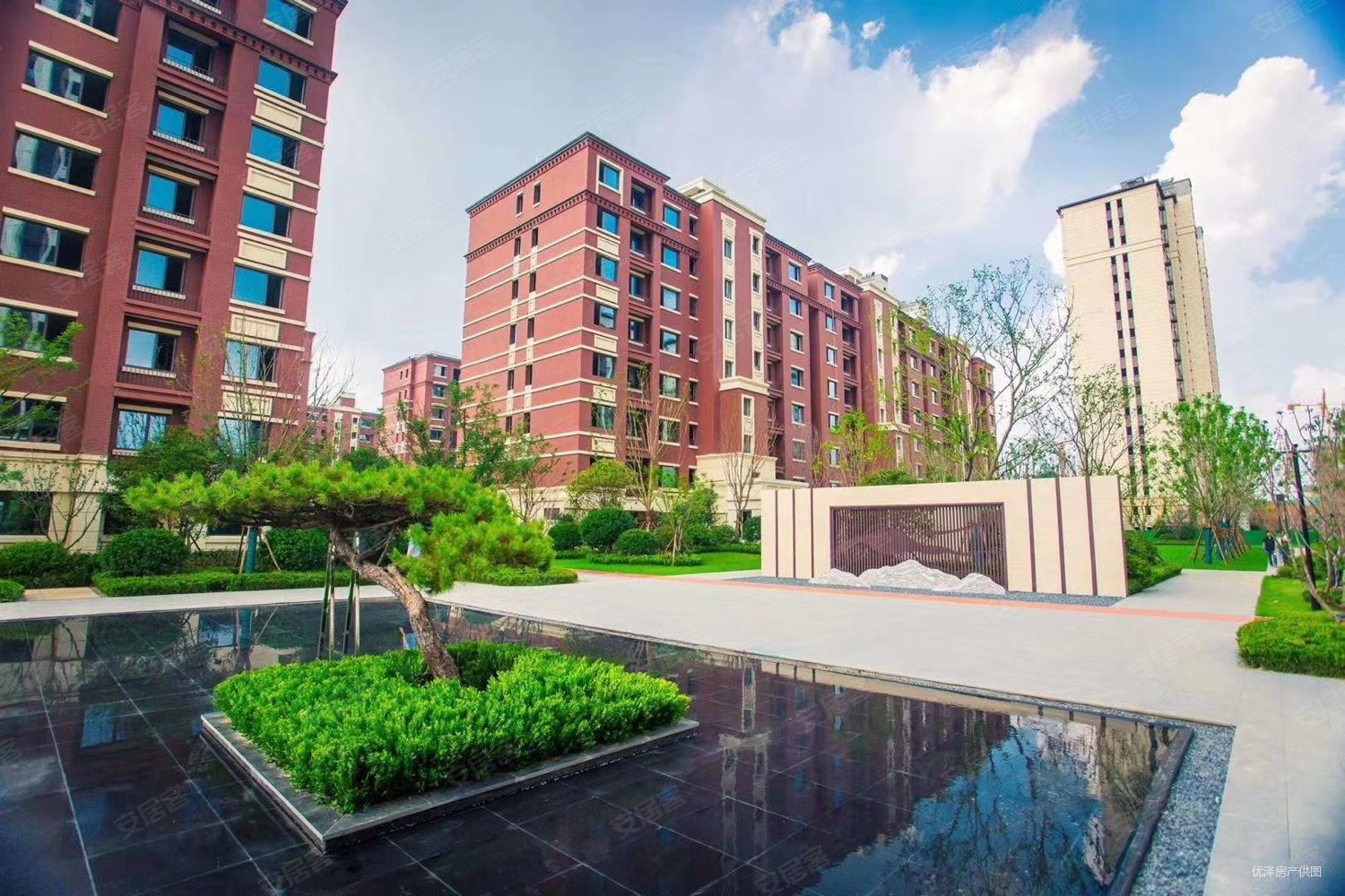 6平三室58 w 带车位天泰现房三个阳台户型方正泰华