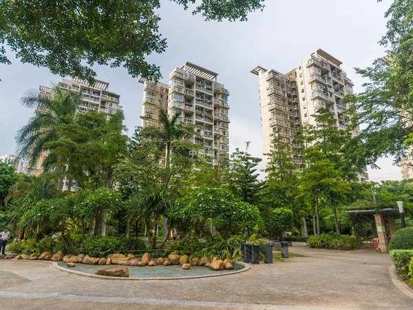 深圳宝安坪洲碧海富通城一期刚放盘 富通城一期大两房全新家私电器