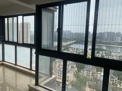 厦门湖里五缘湾南区新出 五缘尊府 前排看湾景 三个大阳台 南北通透 出8800出租房源真实图片