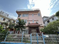 南宁青秀仙葫海茵别墅500平仅租6仟月停车方便带家具接待带花园出租房源真实图片