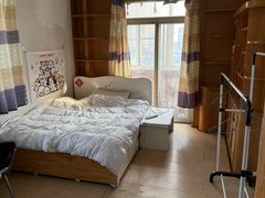 丹东振兴六纬路小学学区工业小区，未来城附近。800包取暖。半年起租。长期可配空调出租房源真实图片