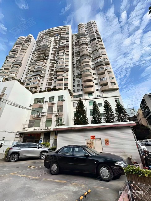 银燕大厦天鸿阁2室1厅1卫84.73㎡北255万