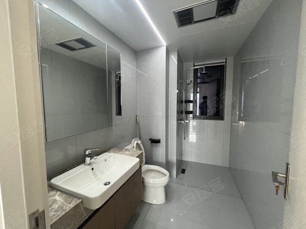 金华永康东城柳岸晓风溪心高品质小区！柳岸晓风三室一厅！家具齐全拎包入住出租房源真实图片