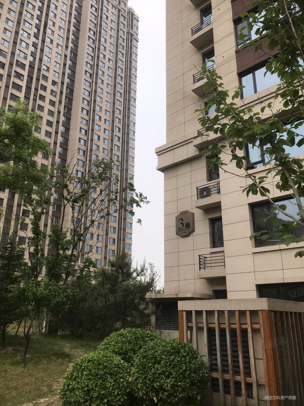 k2玉兰湾医疗配套成熟有电梯刚需两居次新房停车方便