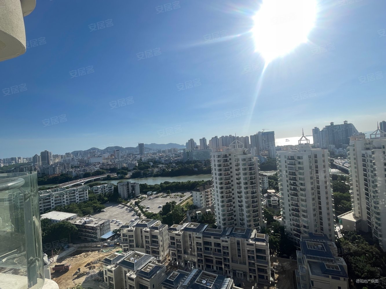 三亚青春颂广场山河海一览无余看半个三亚