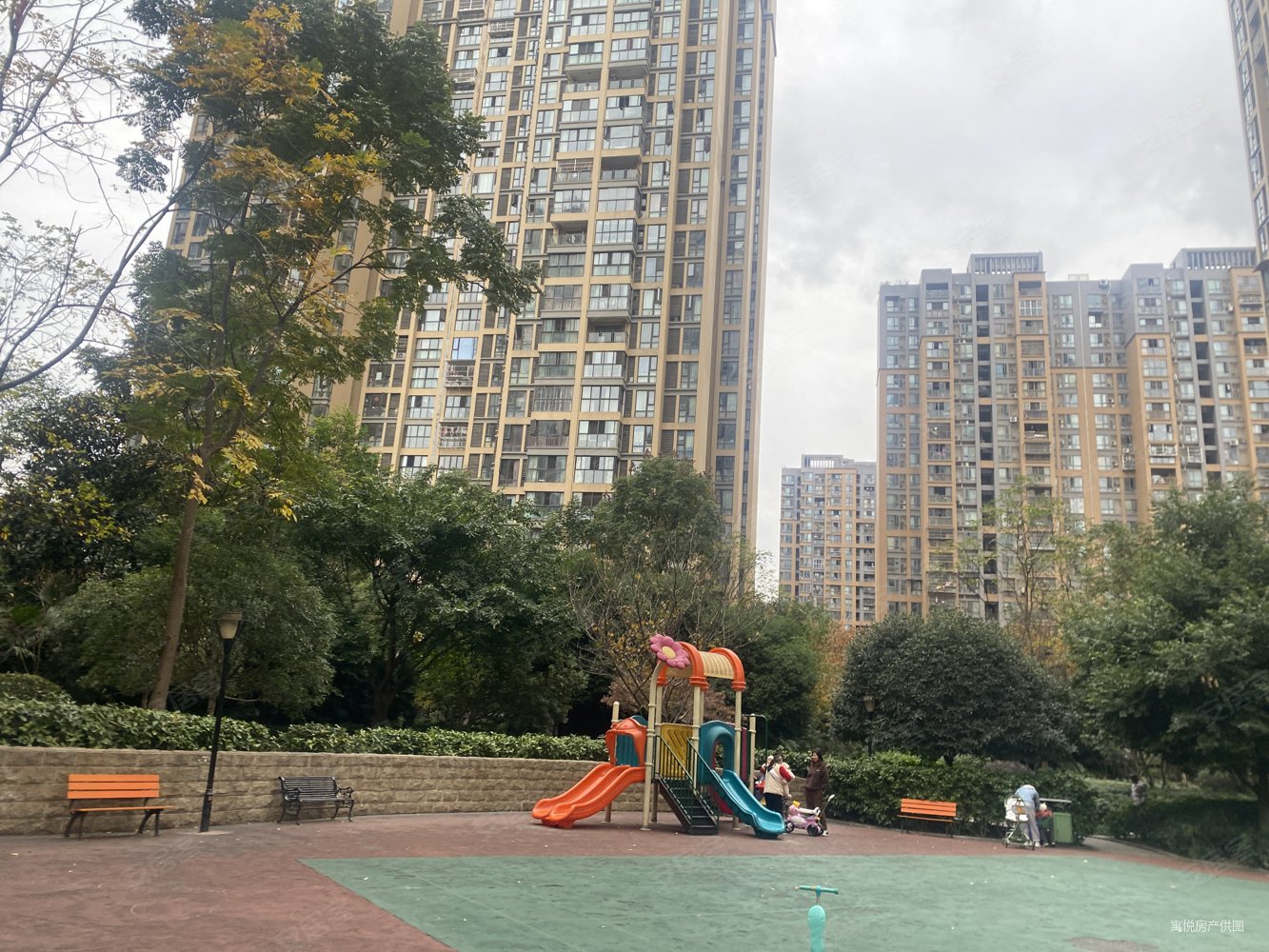 成都房产网>成都二手房>成华二手房>二仙桥二手房>富临理宫>