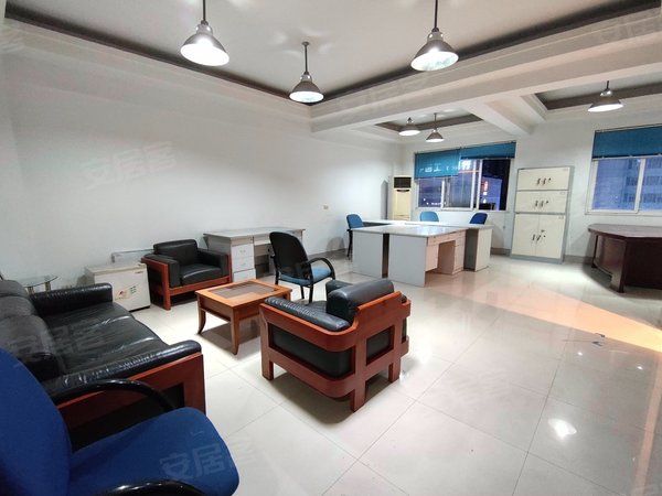 重庆九龙坡石桥铺华宇名都城(商住楼)1号线5号线轻轨站口办公室出租