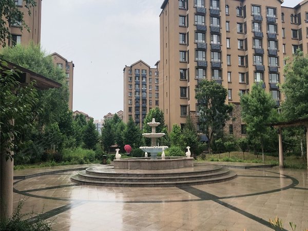 北京顺义杨镇浅山香邑顺义~浅山香邑~电梯房~初次出租~3居3300元出租