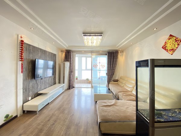 青岛李沧重庆路蓝山湾一期蓝山湾一期,家具家电全齐,拎包入住,小区