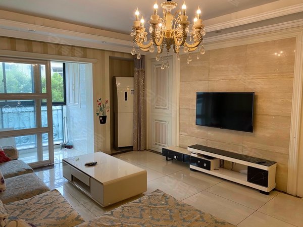 杭州临安临安城区金城华府城东金城华府电梯房带车位出租房源真实图片