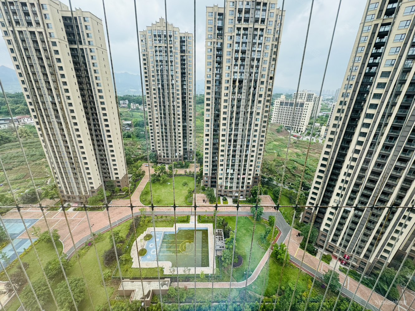 带家具家电,领包入住,金瓯滨江国际二手房,51万,4室2厅,2卫,120平米