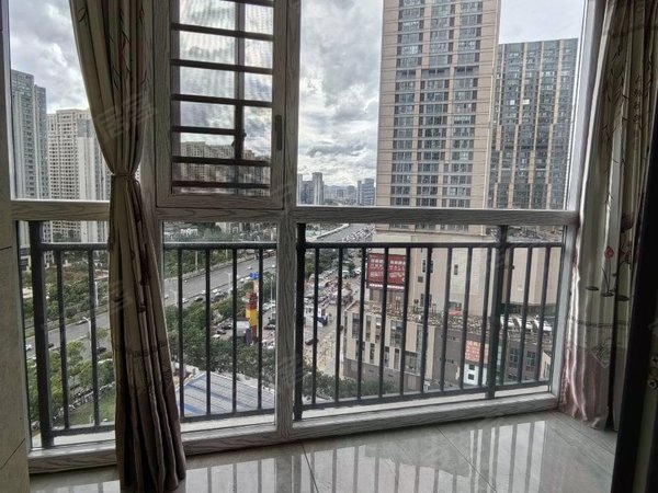 【多图】海伦城市广场,海伦国际租房,京东楼上 三房出租 价格可以谈