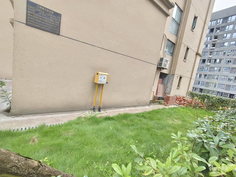 重庆房产网>重庆二手房>江北二手房>石马河二手房>华美翡丽山(三期)>