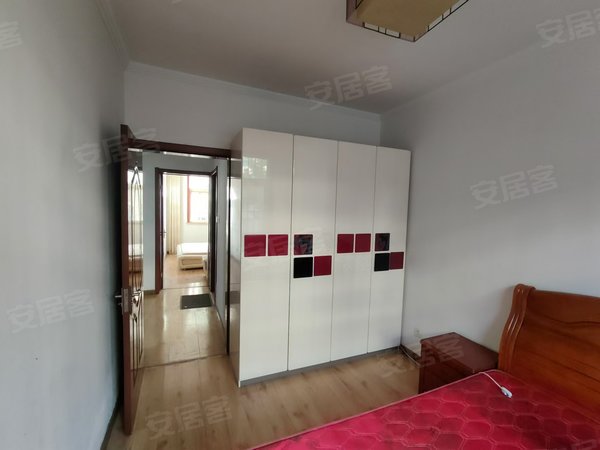 青岛胶州少海盛福花园盛福花园 1200包物业费 靠龙湖天街 东方医院