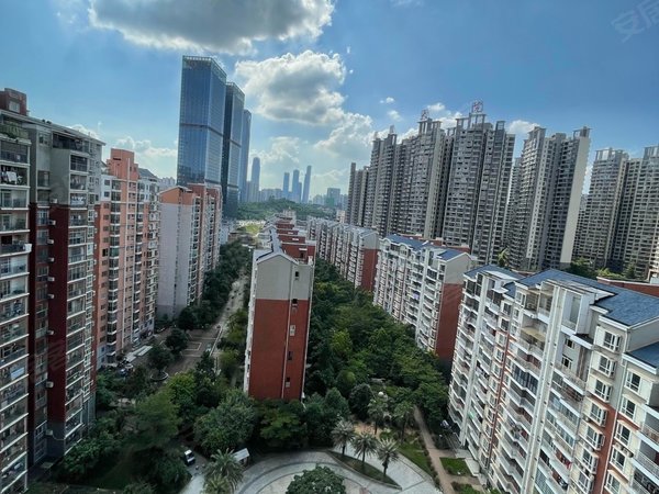 南宁青秀凤岭北润华尚城街区百花岭尚城街区2房1厅 17楼 民用水电押一